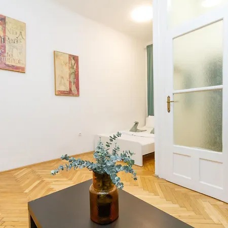 Kolibri Appartement *